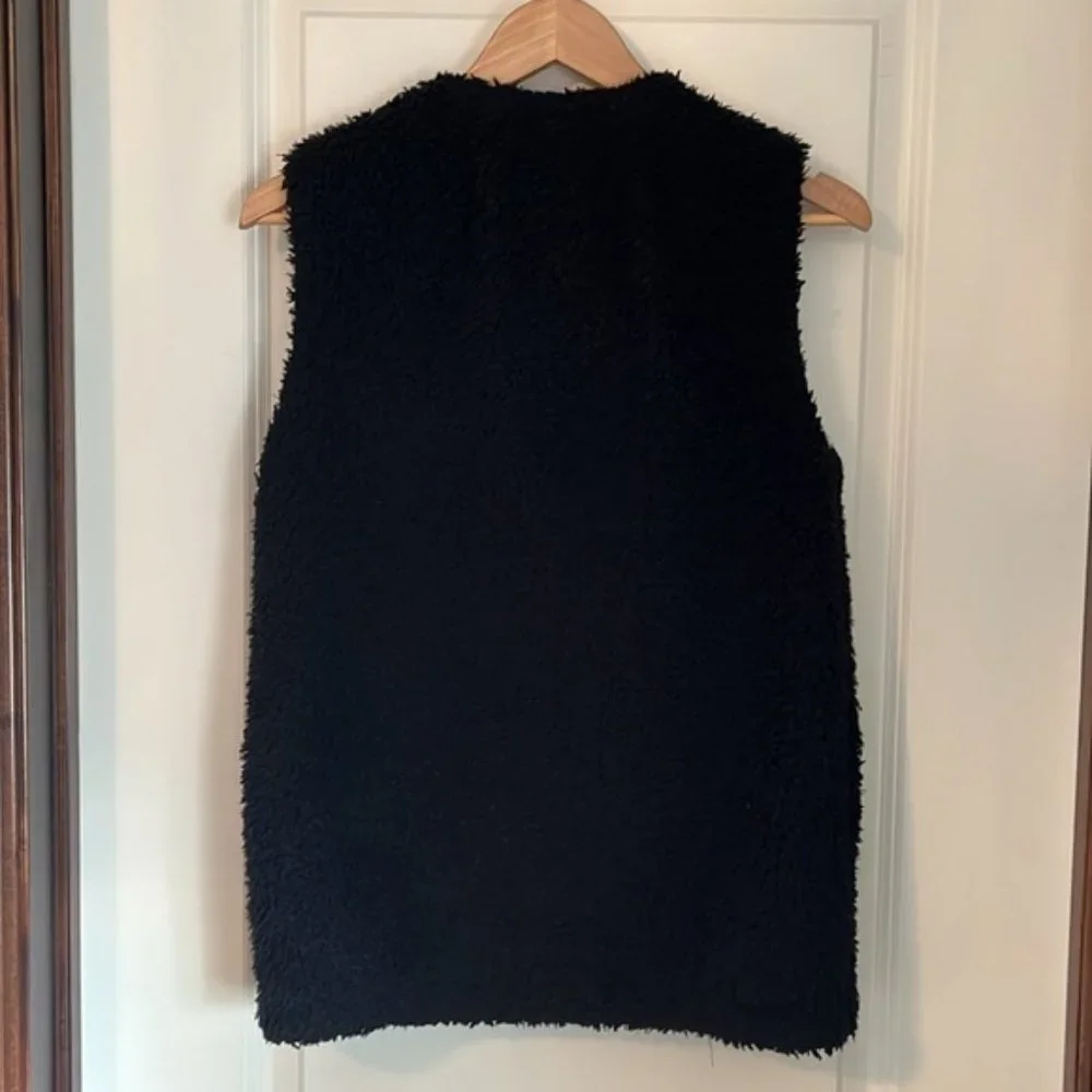 Wilfred Black Chatou Vest - Picture 4 of 7